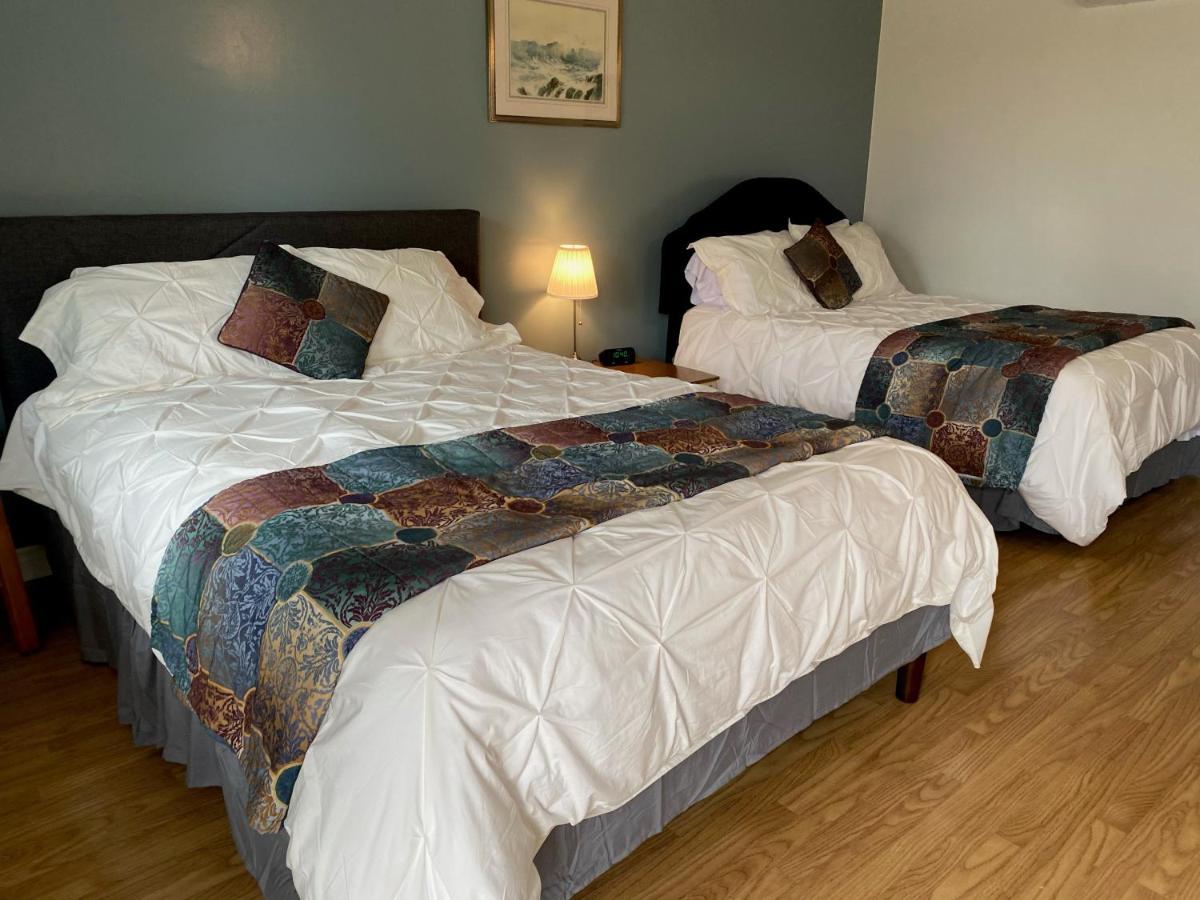 Webbers Lake Charlotte Motel Queen And Double Bed Exteriör bild