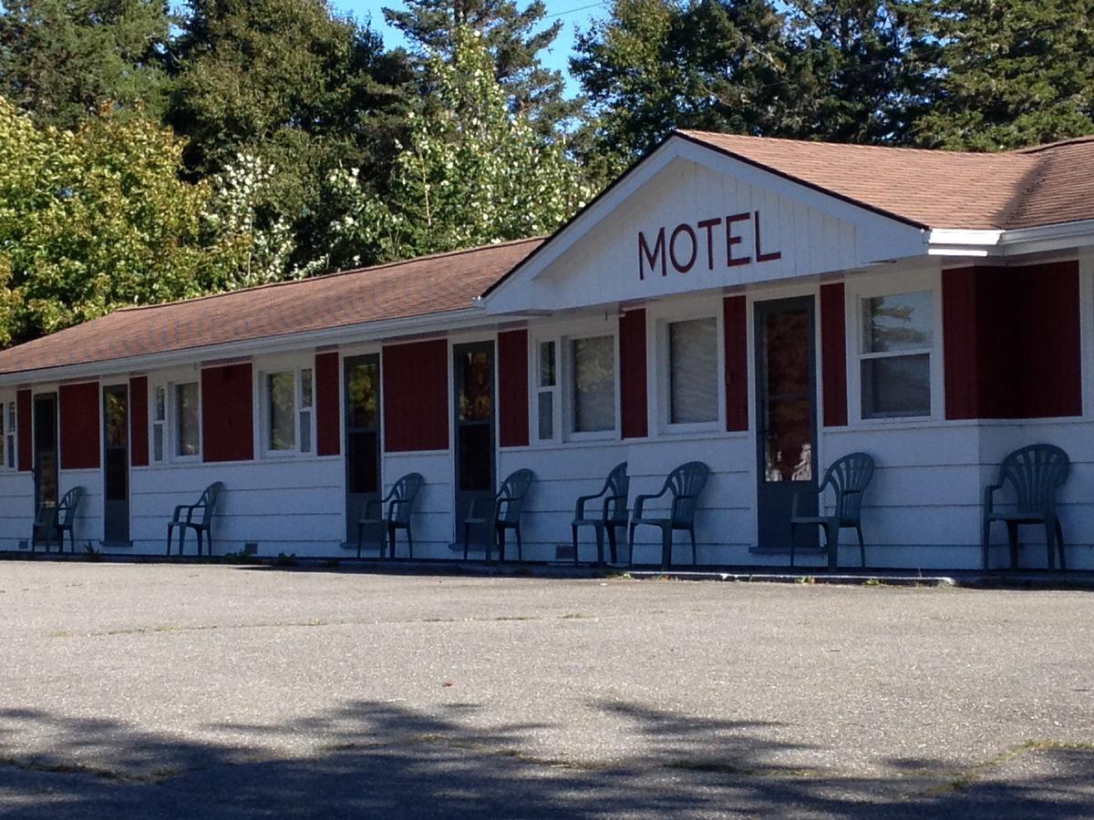 Webbers Lake Charlotte Motel Queen And Double Bed Exteriör bild